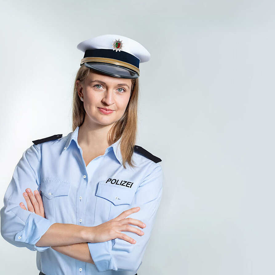 DU-Versicherung Vergleich Polizei